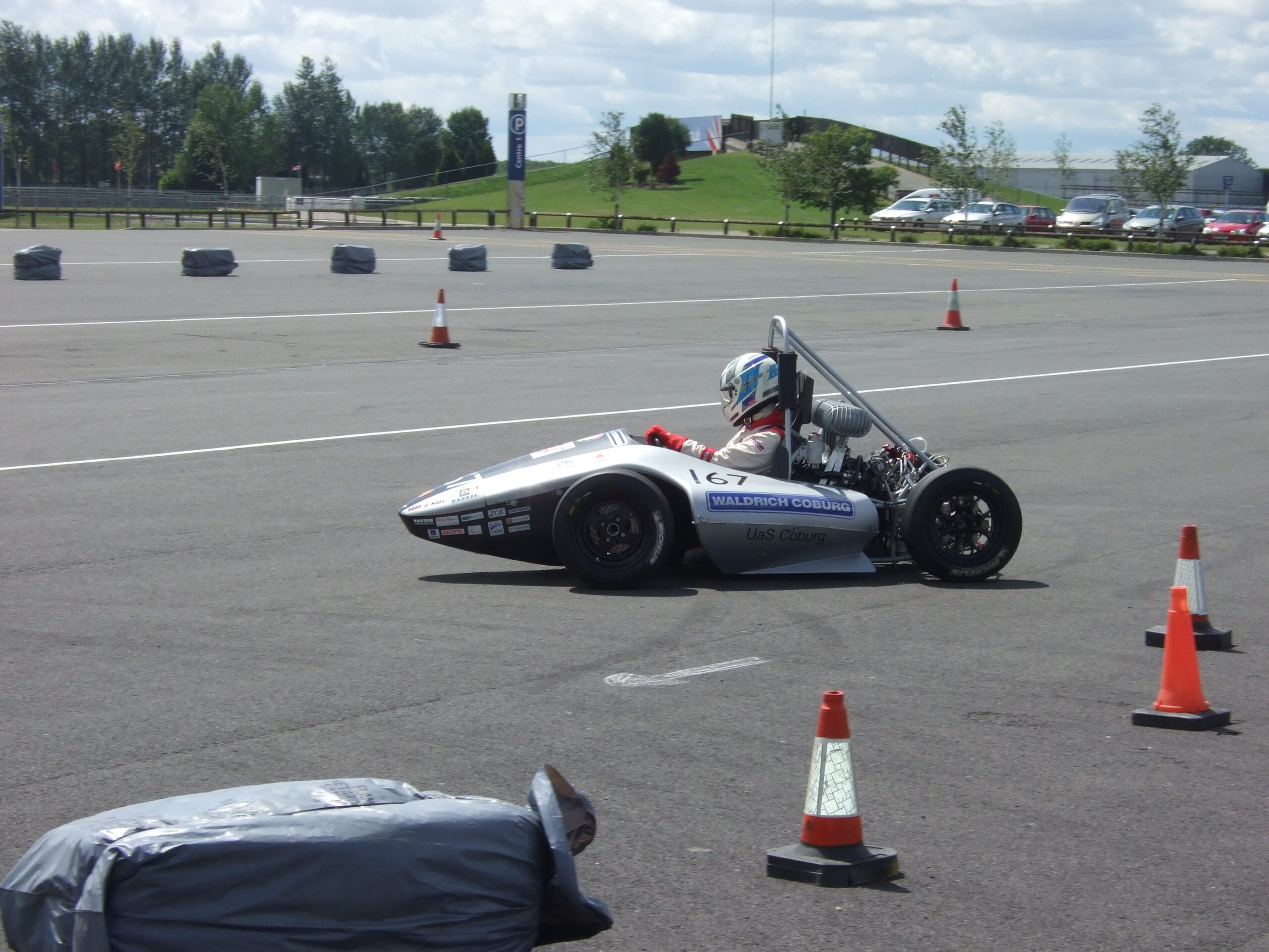 SSt09-049